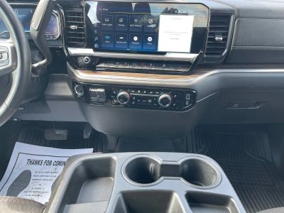 2025 Chevrolet Silverado 1500 — photo 13 view