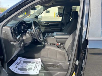 2025 Chevrolet Silverado 1500 — photo 9 view
