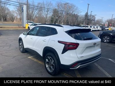 2024 Chevrolet Trax LT - Photo 5