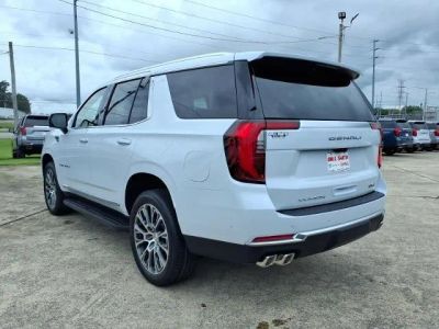 2026 GMC Yukon — detail view