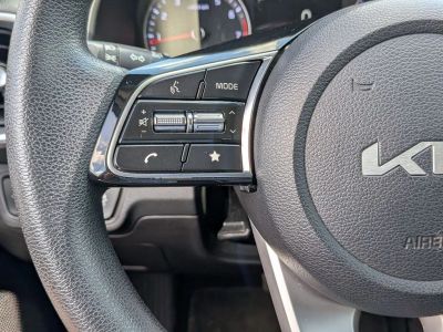 2023 Kia Forte - Photo 14