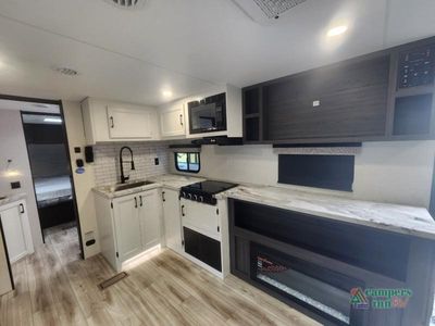 2026 Venture RV Campbound Platinum - Photo 17