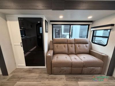 2026 Venture RV Stratus - Photo 15