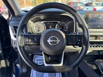 2024 Nissan Rogue SV — photo 24 view