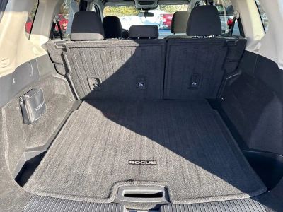 2024 Nissan Rogue SV — photo 16 view
