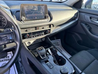 2024 Nissan Rogue SV — photo 28 view