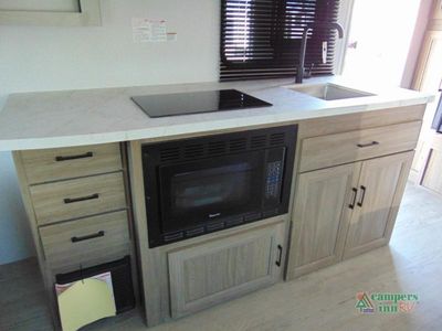 2026 Coachmen RV Freedom Express Select - Photo 9