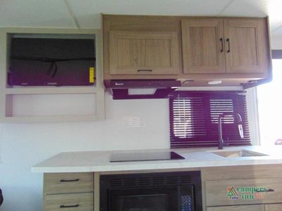 2026 Coachmen RV Freedom Express Select - Photo 10