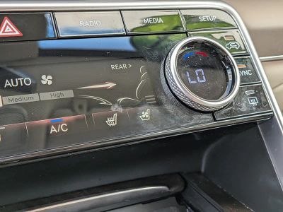 2024 Genesis GV80 — photo 34 view