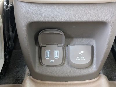 2024 Genesis GV80 — photo 17 view