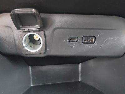 2025 Chevrolet Trax - Photo 17