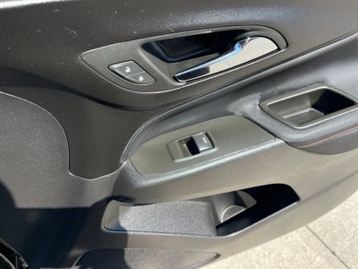 2024 Chevrolet Equinox - Photo 12