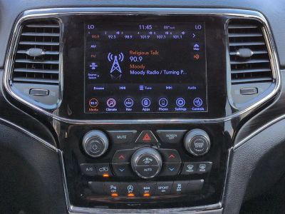 2020 Jeep Grand Cherokee — photo 18 view