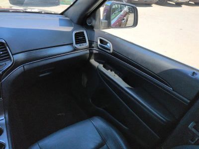 2020 Jeep Grand Cherokee — photo 17 view