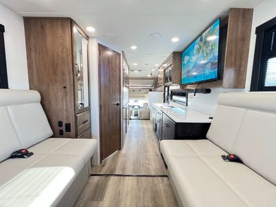 2026 Entegra ACCOLADE XT - Photo 3