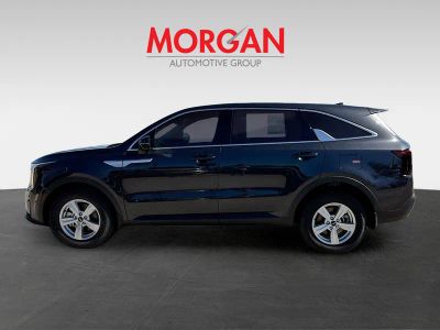 2026 Kia Sorento — side profile view