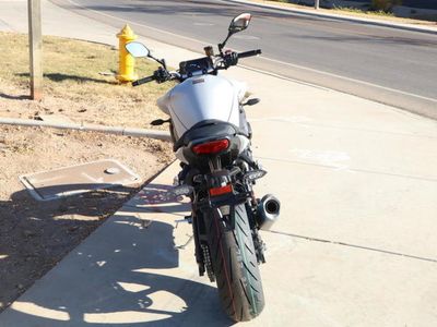 2025 Yamaha MT-10 - Photo 6