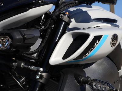 2025 Yamaha MT-10 - Photo 9