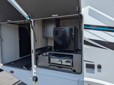 2026 Coachmen Cross Trail EV — front three-quarter view