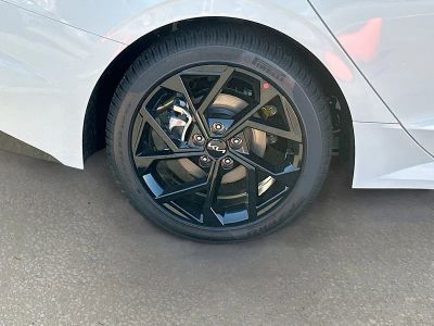 2026 Kia K5 — photo 32 view