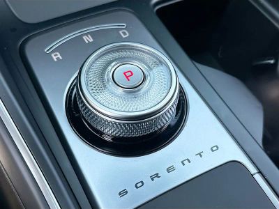 2026 Kia Sorento Hybrid — photo 17 view