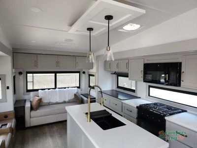 2026 Brinkley Model Z - Photo 8