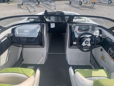 2014 Scarab 215 - Photo 11