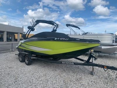 2014 Scarab 215 - Photo 1