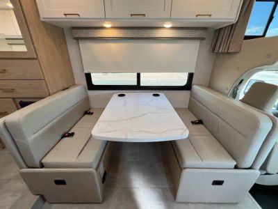 2027 Thor Motor Coach CHATEAU — photo 13 view