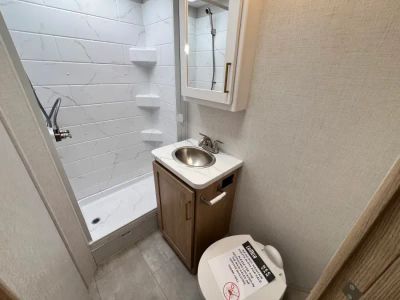 2027 Thor Motor Coach CHATEAU — photo 16 view