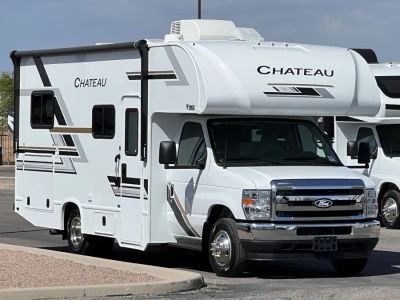 2027 Thor Motor Coach CHATEAU — front three-quarter view