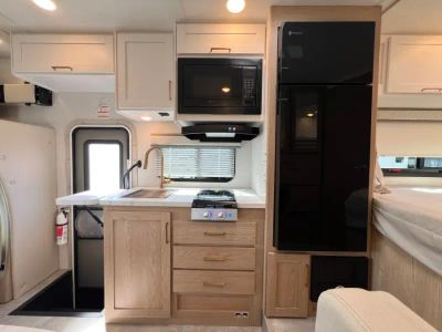 2027 Thor Motor Coach CHATEAU — photo 7 view