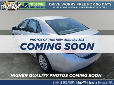 2019 Toyota Corolla — rear three-quarter view