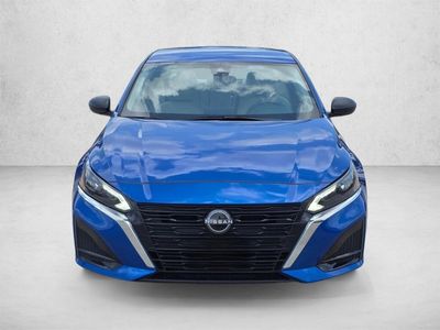 2025 Nissan Altima - Photo 2