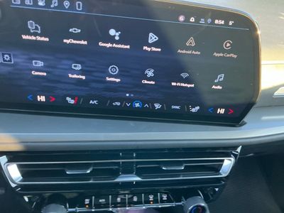 2026 Chevrolet Traverse — photo 15 view