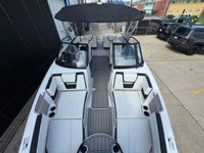 2026 Yamaha 222 SE - Photo 12