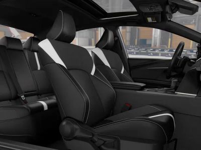 2026 Toyota Camry - Photo 32
