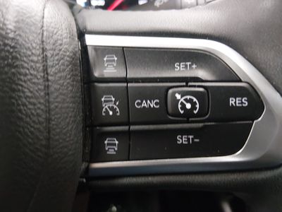 2023 Jeep Compass — photo 18 view
