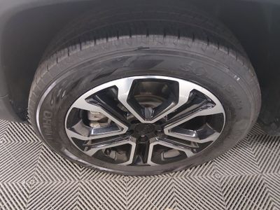2023 Jeep Compass — photo 10 view