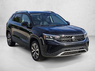 2024 Volkswagen Taos - Photo 1