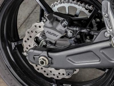 2020 Kawasaki Z650 ABS Metallic Black/Metallic Flat Spark Black - Photo 8