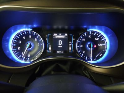 2021 Chrysler Voyager - Photo 14