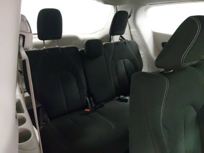 2021 Chrysler Voyager - Photo 17