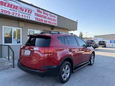 2015 Toyota RAV4 - Photo 3