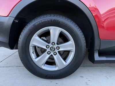 2015 Toyota RAV4 - Photo 10