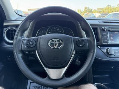 2015 Toyota RAV4 - Photo 20