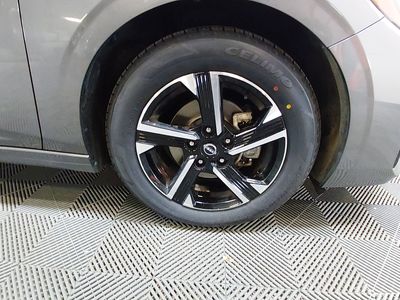 2024 Nissan Sentra — photo 10 view