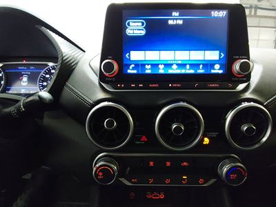2024 Nissan Sentra — photo 18 view