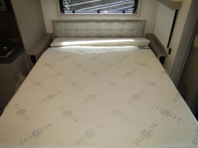 2025 Winnebago VIEW - Photo 8
