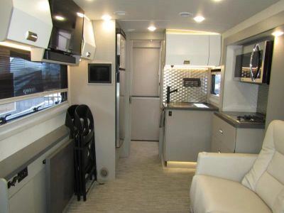 2025 Winnebago VIEW - Photo 5